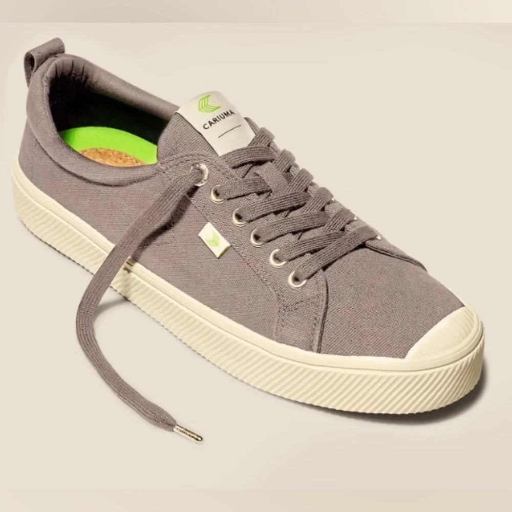 Unisex Cariuma OCA low mystic gray in canvas Men’s 8.5 Women’s 10